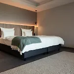 Hotel Vierjahreszeiten Am Seilersee 4*