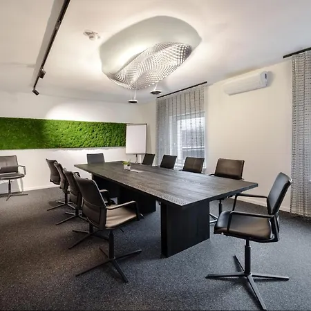 Hotel Vierjahreszeiten Am Seilersee