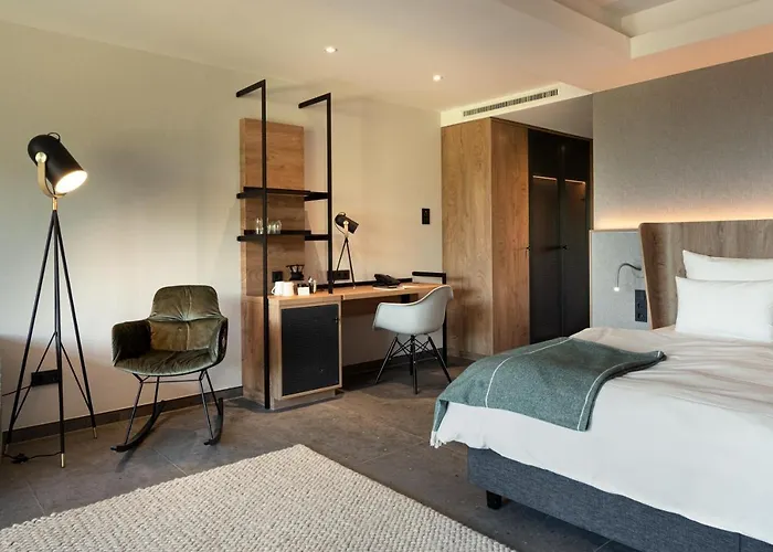 Hotel Vierjahreszeiten Am Seilersee Iserlohn