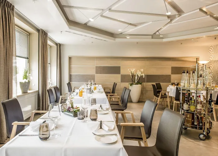 Hotel Vierjahreszeiten Am Seilersee 4*