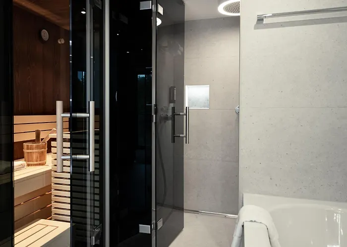 Hotel Vierjahreszeiten Am Seilersee 4*