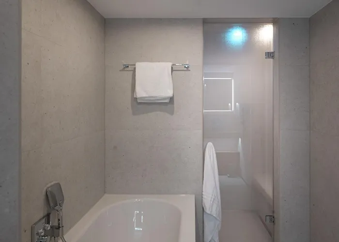 Vierjahreszeiten Am Seilersee 4*